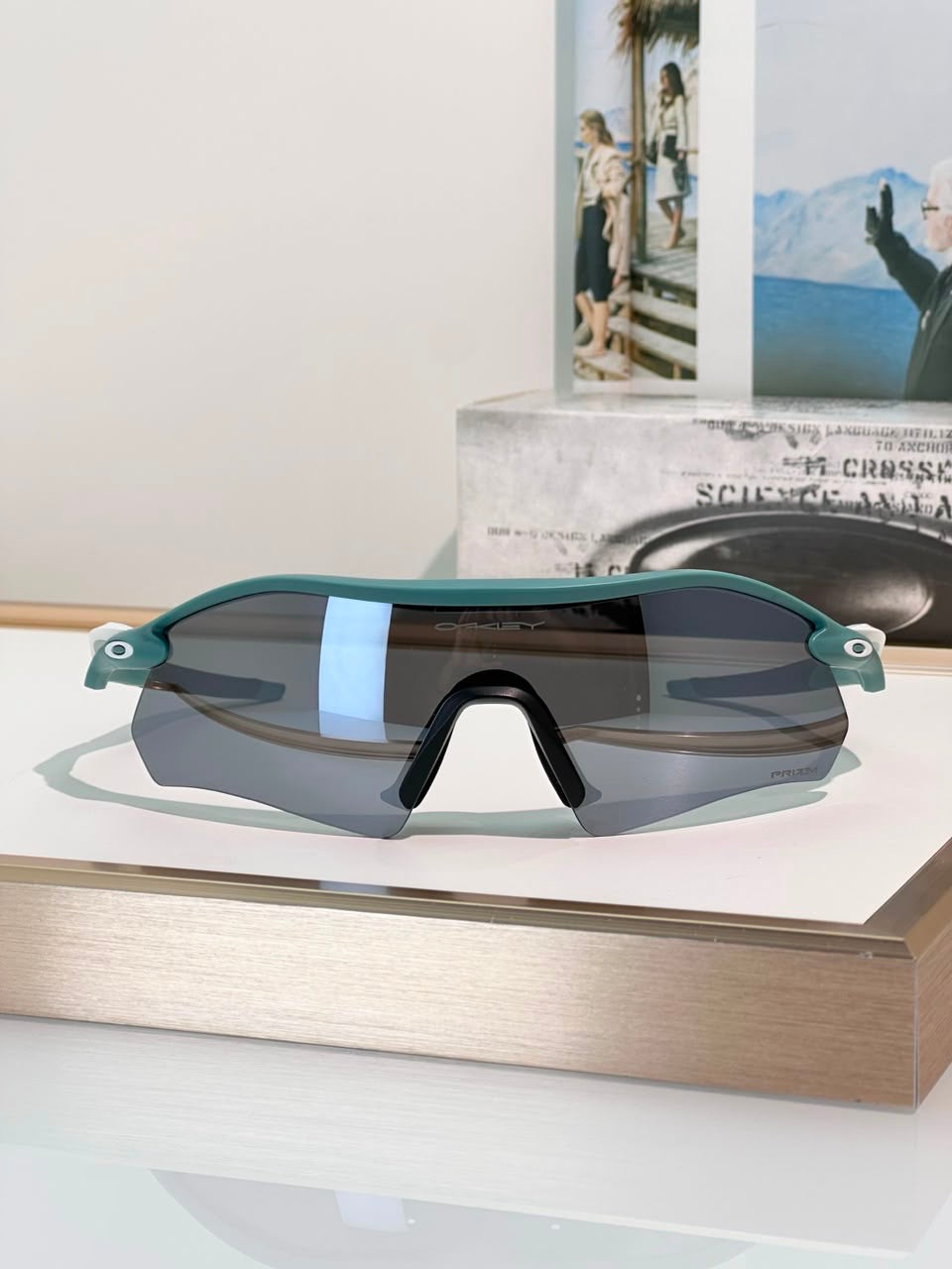 Oakley Cybr Zero L Sunglasses