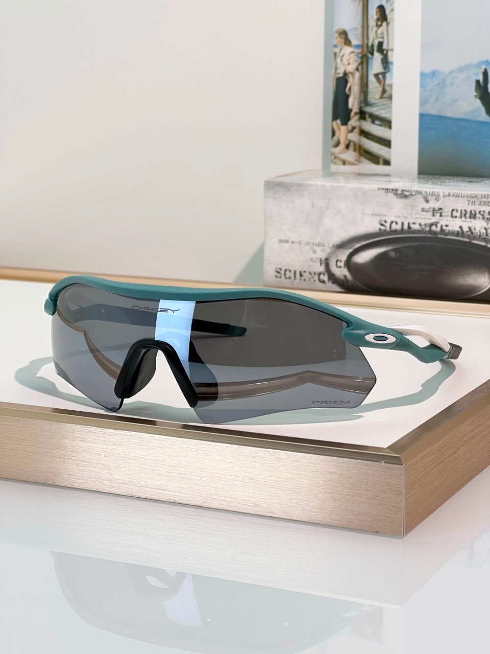 Oakley Cybr Zero L Sunglasses