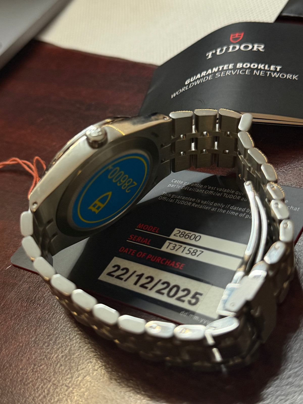 M28600 Royal “Silver Diamond Dot” 41mm