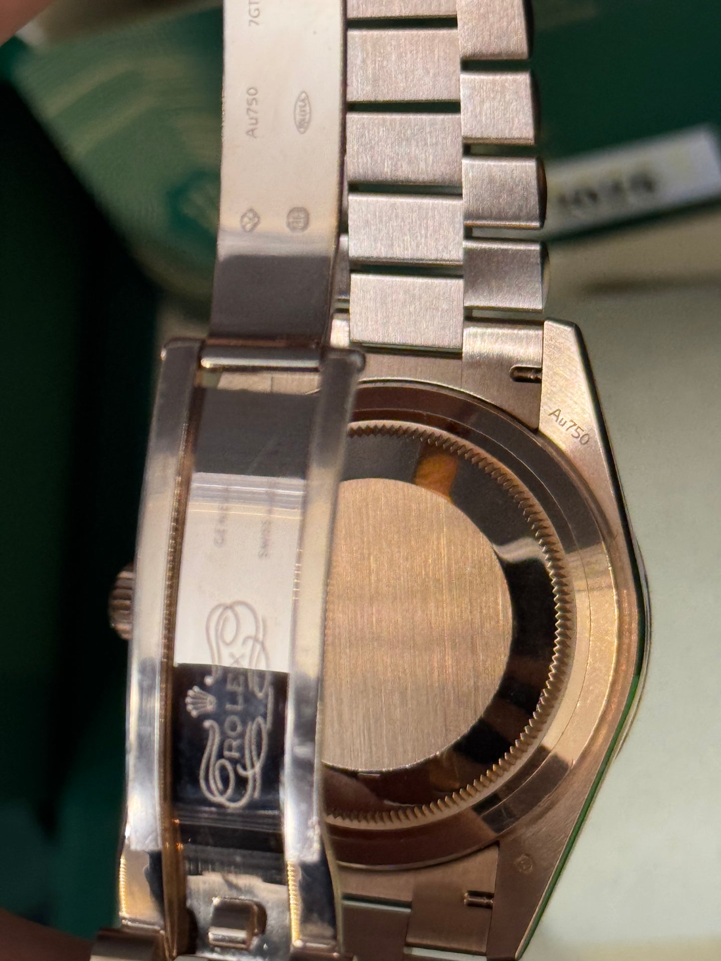 2024 228235 “Ombré Slate” 40mm