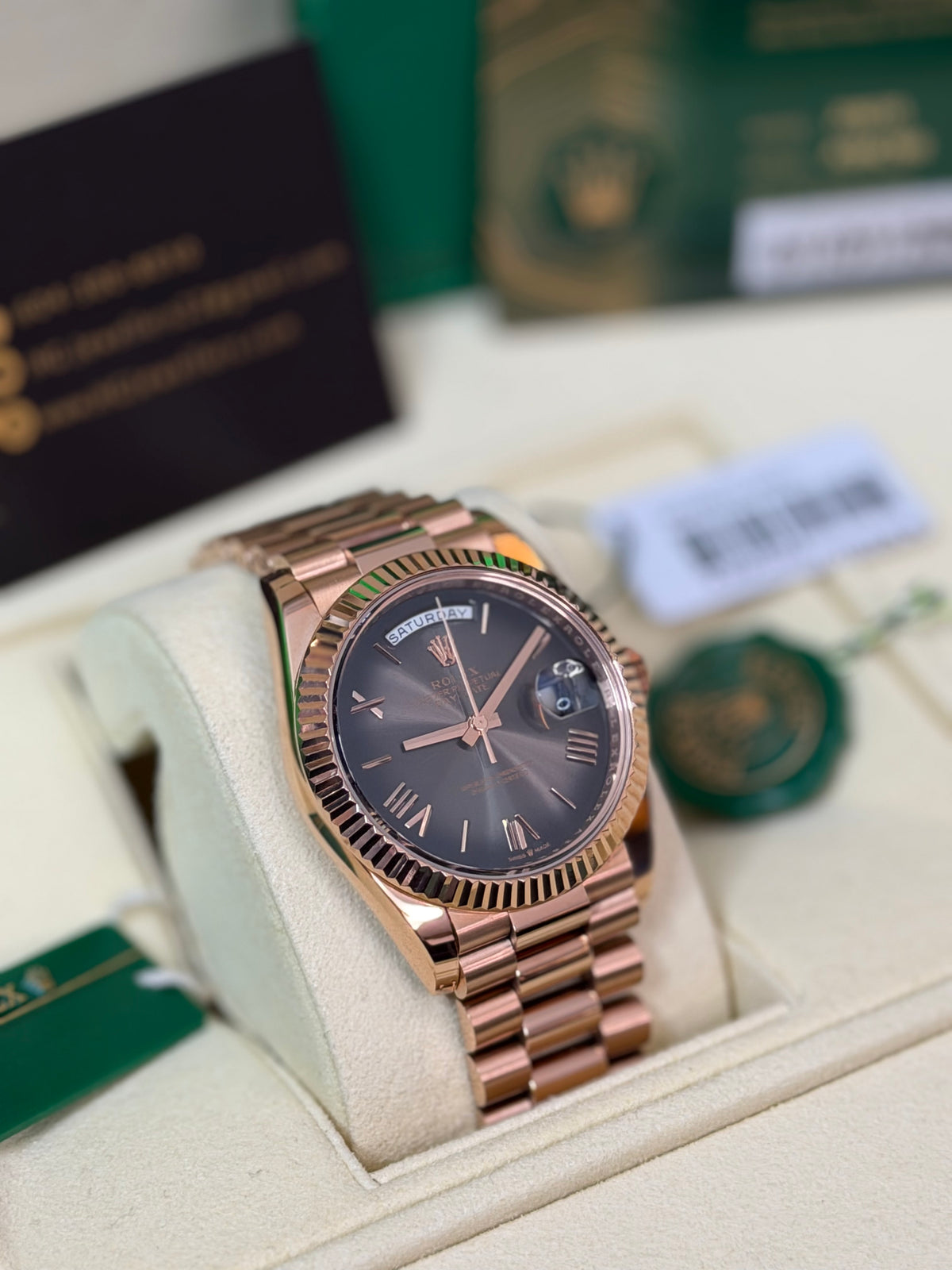 2026 228235 “Ombré Slate” 40mm