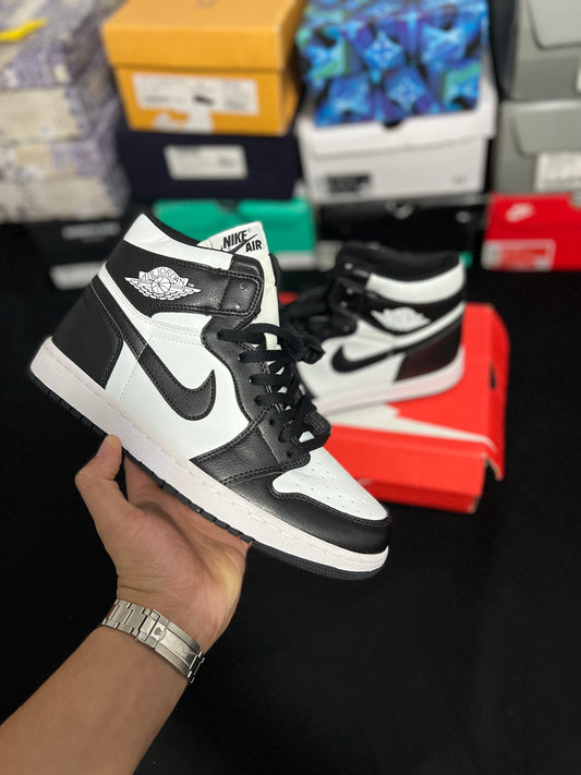 Jordan 1 OG 85 High “panda” Black/White