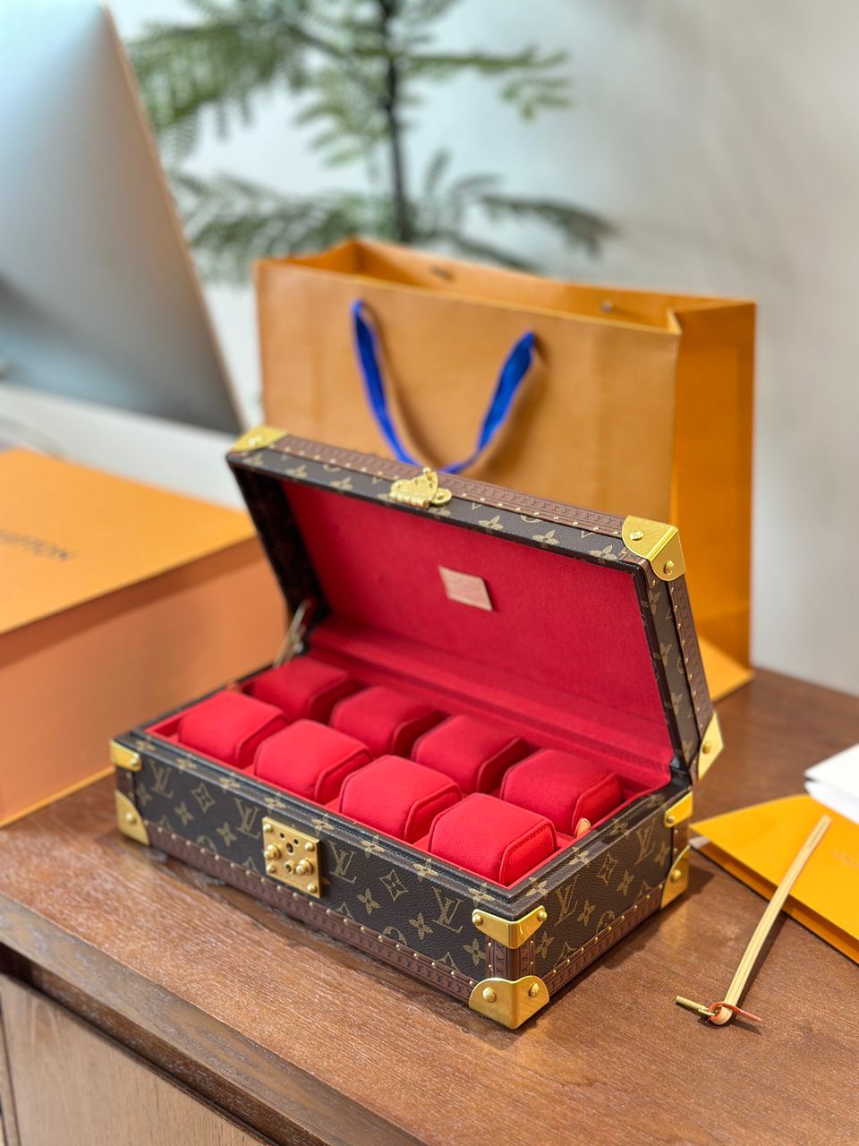 Service: Replacement watch Boxes