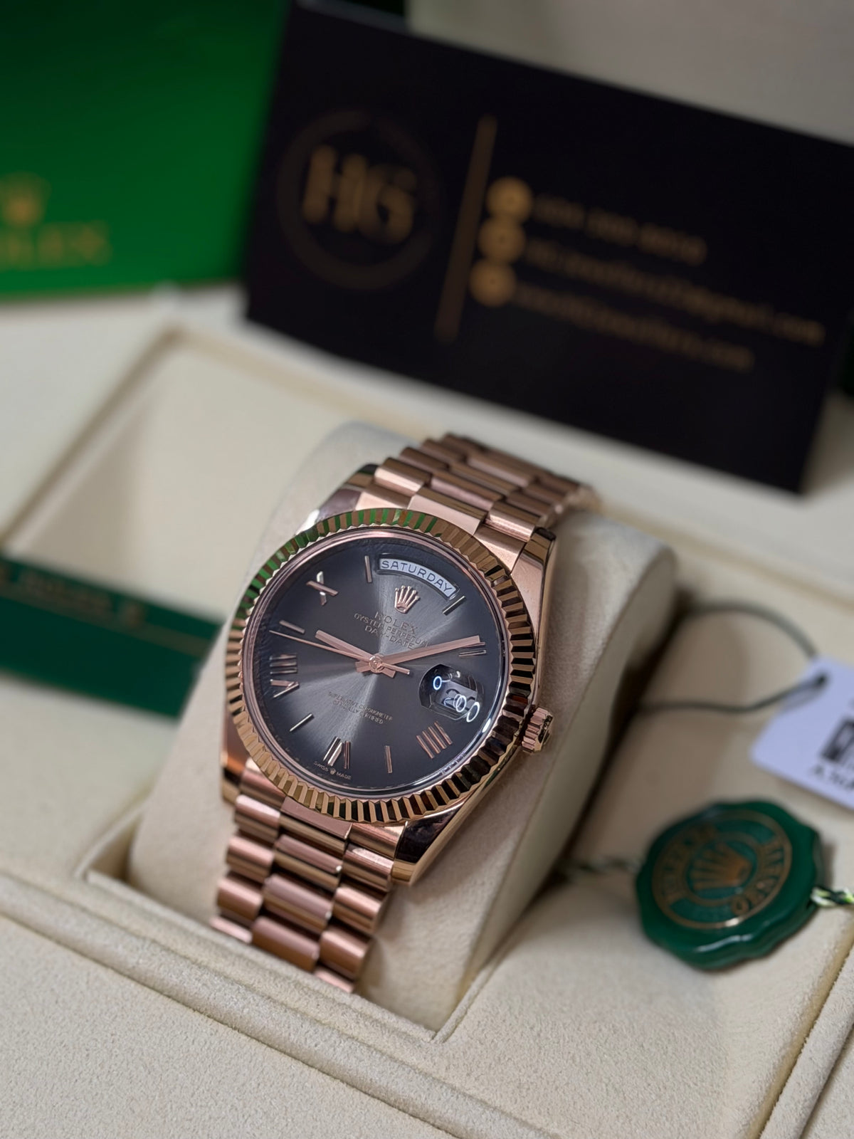 2026 228235 “Ombré Slate” 40mm