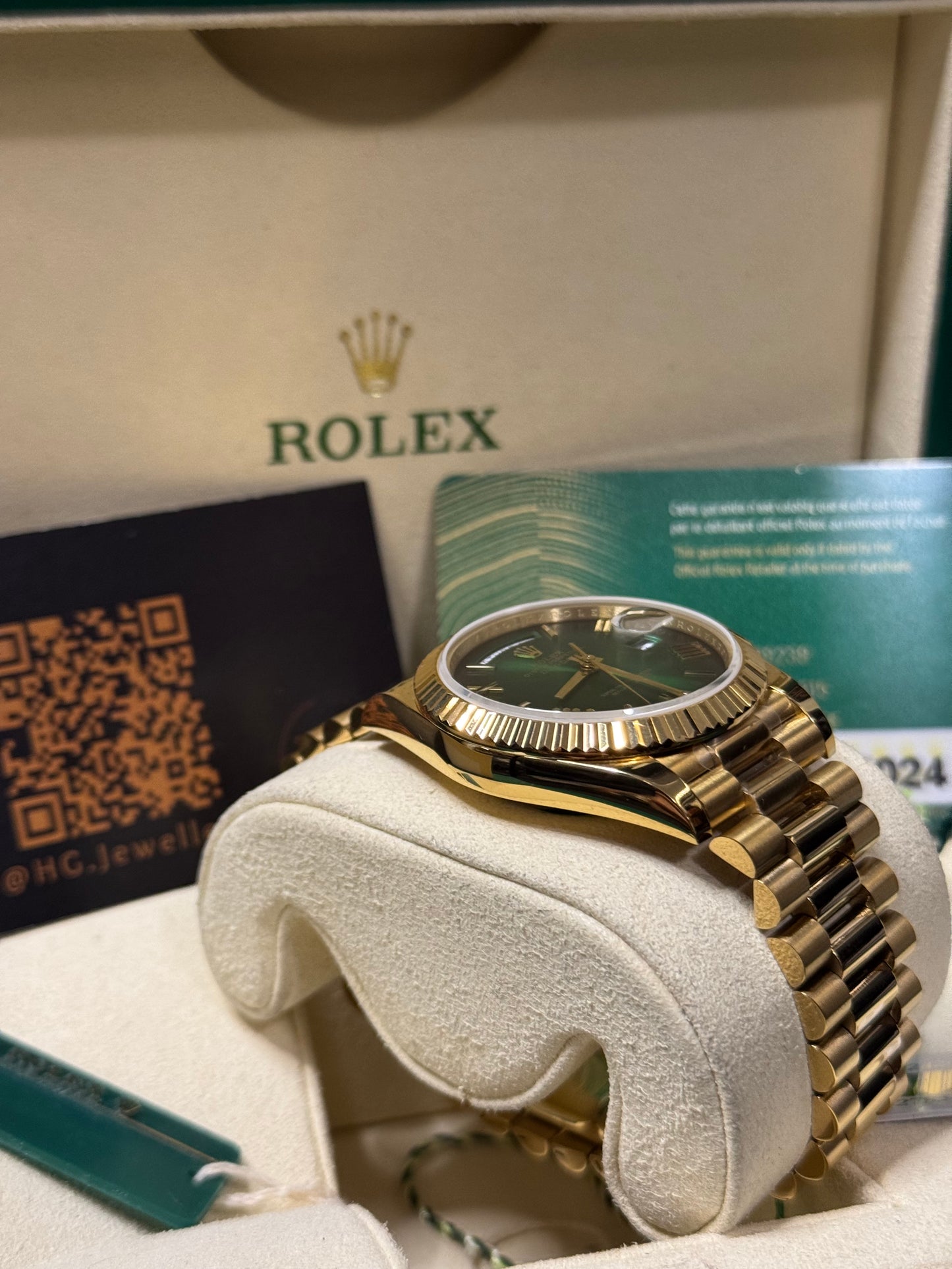 2025 228238 “Ombré Green” 40mm