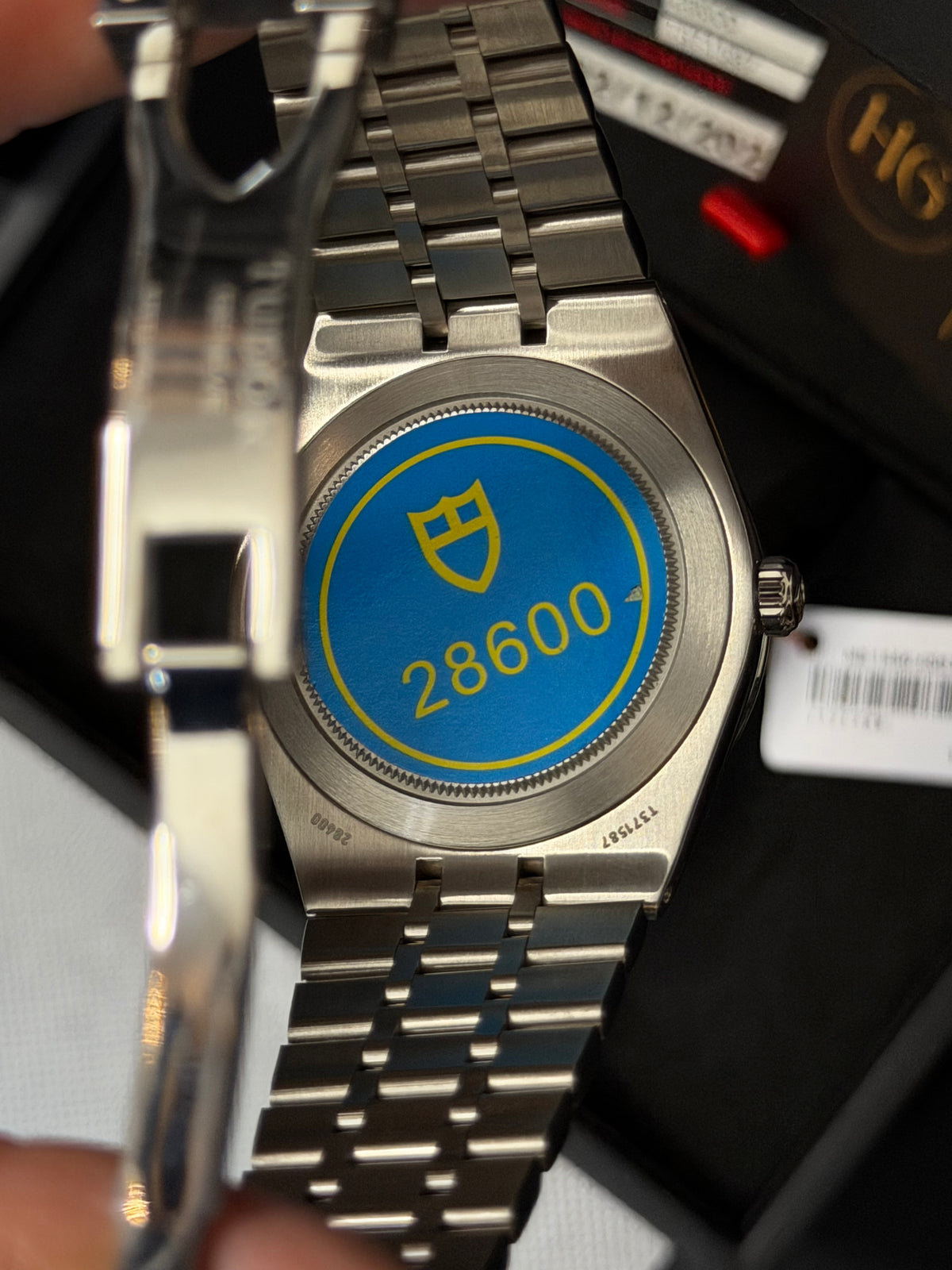 M28600 Royal “Silver Diamond Dot” 41mm