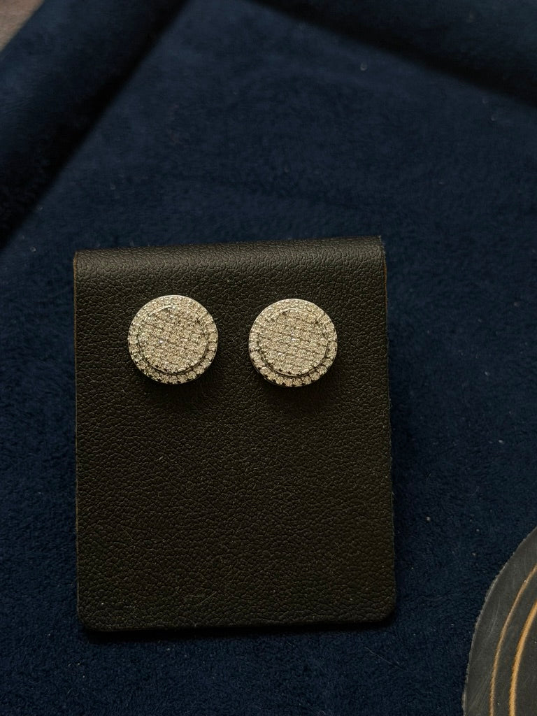 1.5ctw Flat top Pave set studs (twist on)