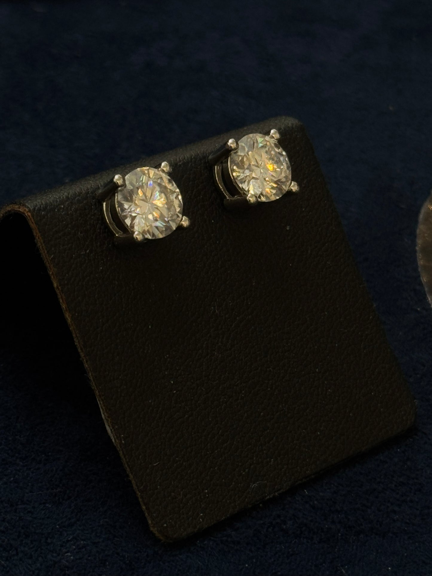 2ct 4 prong Round Solitary Studs (twist on) 4ctw