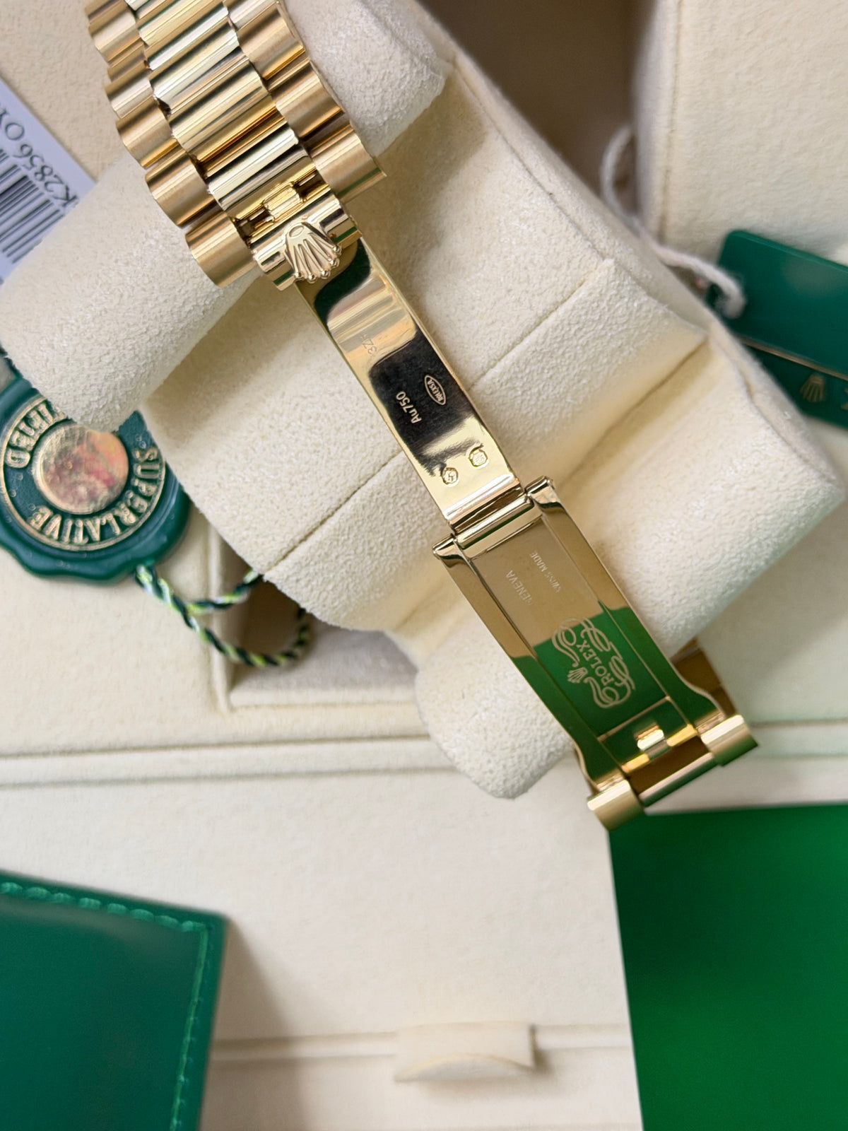 2026 228238 “Ombré Green” 40mm