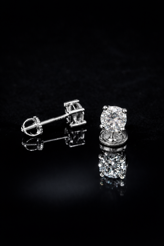 0.5 CT Solitary Round 4 prong Studs (twist back) 1CTW