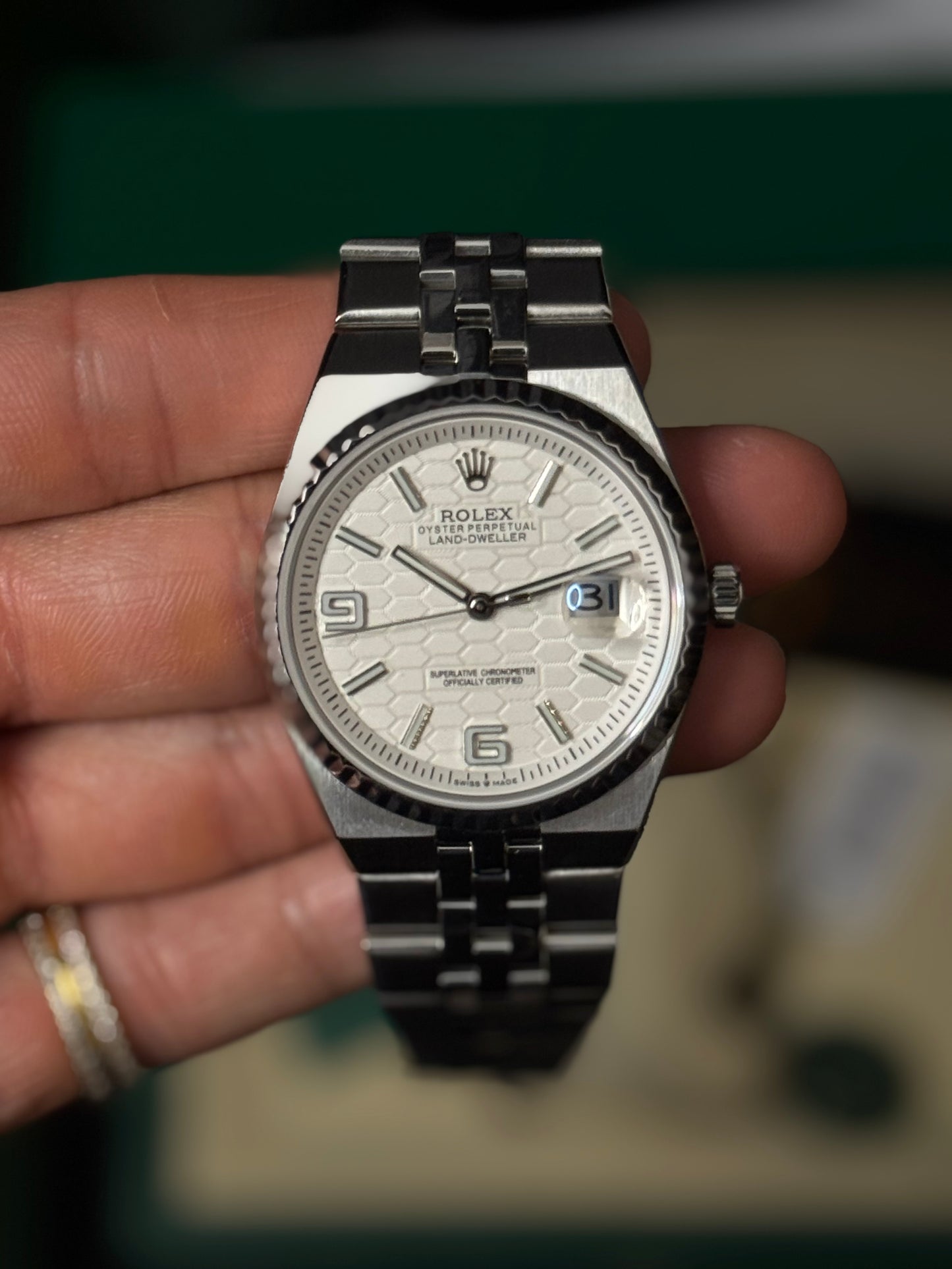 2025 127334 Landdweller “white” 40mm