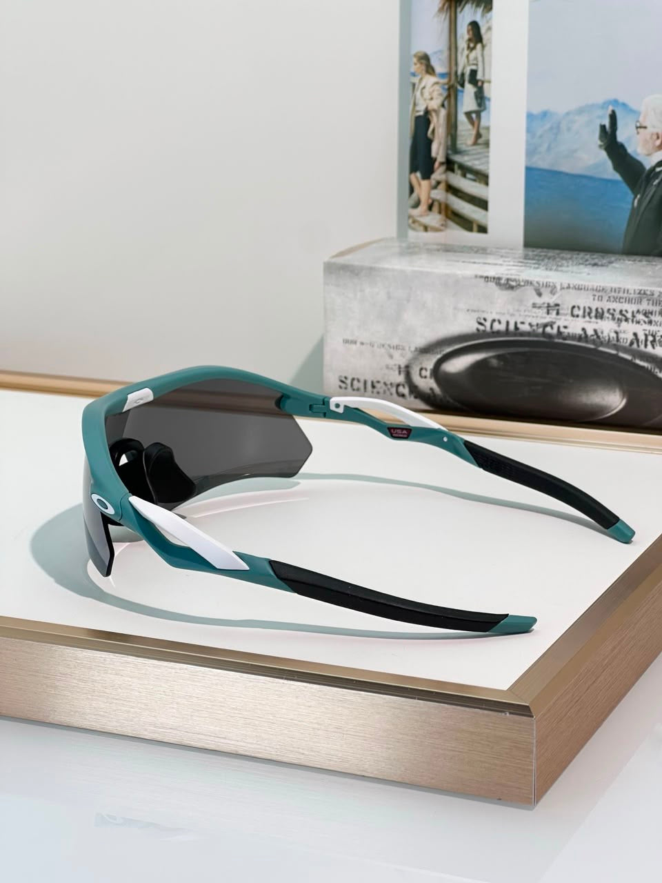 Oakley Cybr Zero L Sunglasses