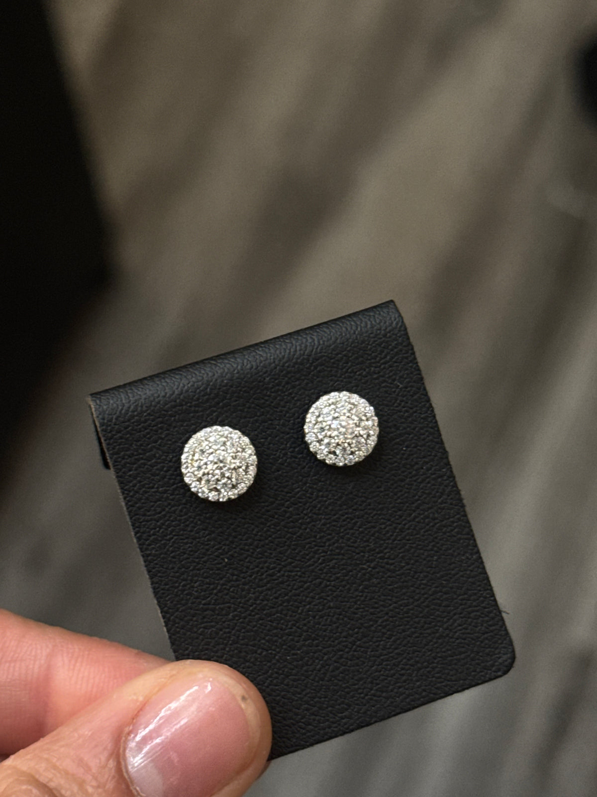 1 CTW 'MICRO PAVE 2 STEP CENTER' SET
