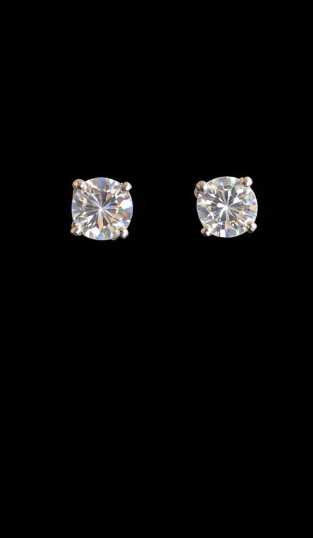 0.5 CT Solitary Round 4 prong Studs (twist back) 1CTW