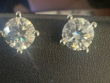 4 prong 2ct Solitry Studs (twist on)