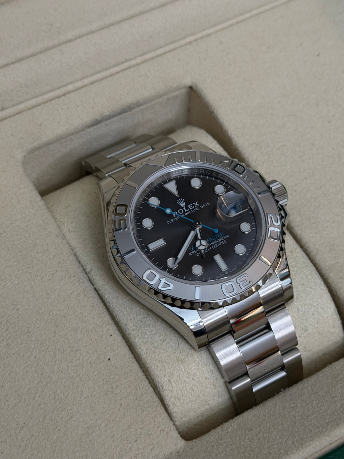 2024 126622 “Rhodium Silver” 40mm