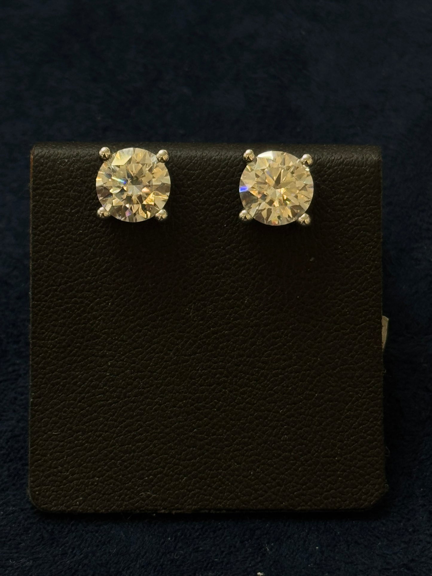 2ct 4 prong Round Solitary Studs (twist on) 4ctw