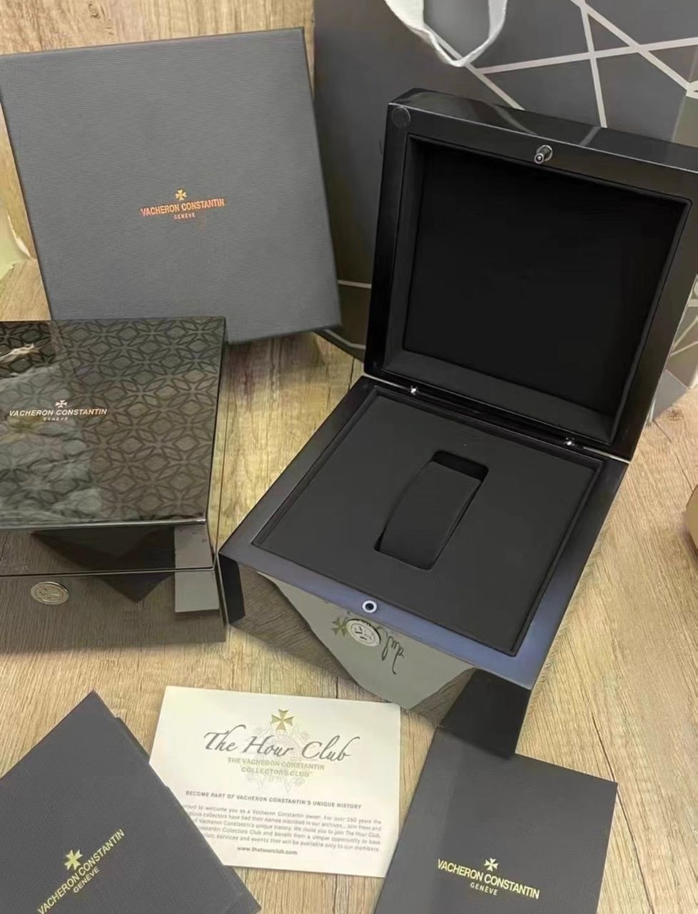 Service: Replacement watch Boxes