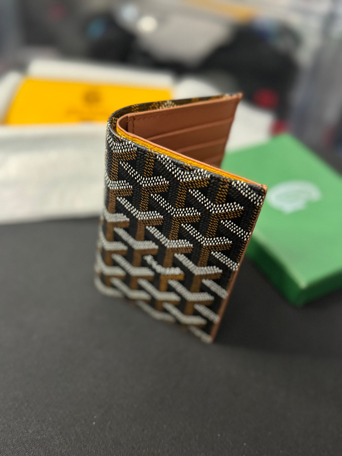 Saint-Pierre Bifold Wallet Black/Tan